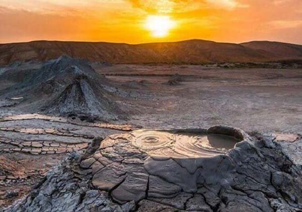 Gobustan & Mud Volcanoes Tour (Half day)